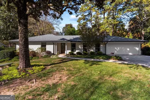 560 Windsor Pkwy, Atlanta, GA 30342