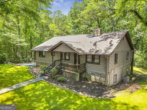 4629 Happy Valley Cir, Newnan, GA 30263