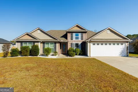 4686 Custer Dr, Valdosta, GA 31605