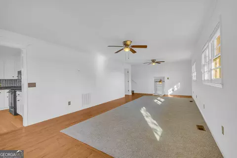 Living - 476 Brock Rd, Athens, GA 30607 photo 1 of 7