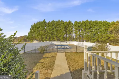 Exterior - 476 Brock Rd, Athens, GA 30607 photo 5 of 20