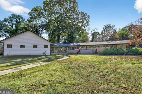 Exterior - 32 Mcdonough St, Hampton, GA 30228 photo 4 of 23