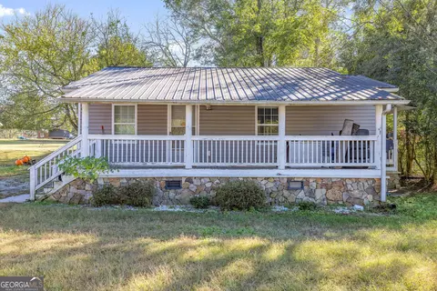 268 Barber St, Commerce, GA 30529