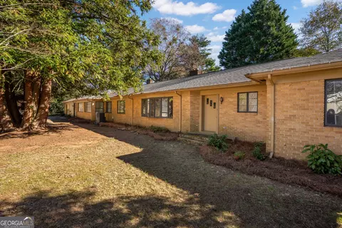 Exterior - 292 Chenocetah Dr, Cornelia, GA 30531 photo 3 of 13