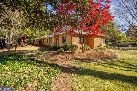 Exterior - 292 Chenocetah Dr, Cornelia, GA 30531 photo 2 of 13