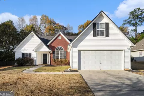 525 Aristocrat Dr, Loganville, GA 30052