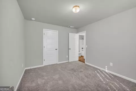Bedroom - 1065 Hebron Rd, Commerce, GA 30530 photo 3 of 5