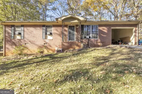 88 Thornton Dr, Hartwell, GA 30643