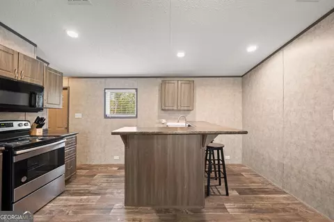 Kitchen - 9 Dons Ct, Royston, GA 30662 photo 1 of 1