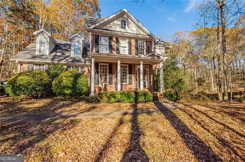 125 Lake Laurel Dr, Dahlonega, GA 30533