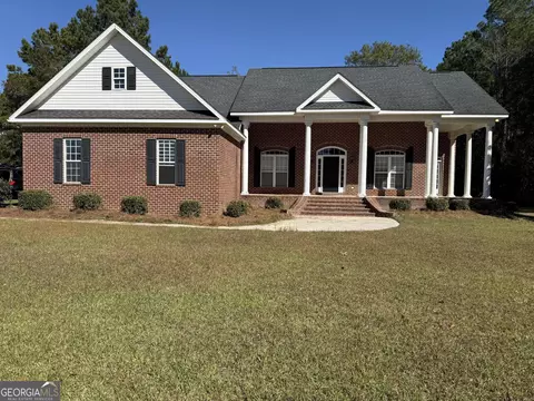 713 W Lane St, Brooklet, GA 30415