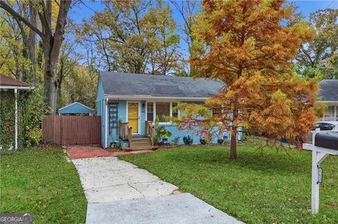 142 Woodbine Cir SE, Atlanta, GA 30317