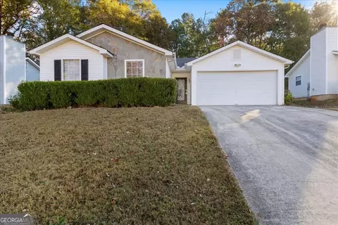 122 Lake Ter, Mcdonough, GA 30253