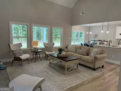 92 Commanche Cir, Williamson, GA 30292 photo 15