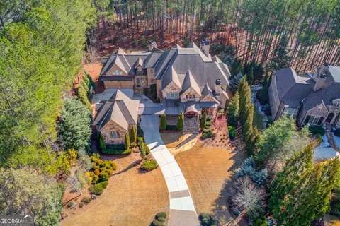922 Little Darby Ln, Suwanee, GA 30024