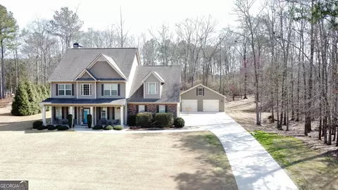 114 Austin Storey Cir, Newnan, GA 30263