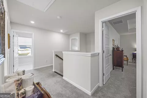 Entry Way - 321 Quail Forest Cir, Toccoa, GA 30577 photo 13 of 17