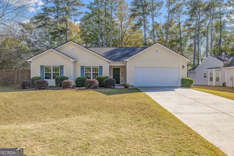 172 Settle St, Winder, GA 30680