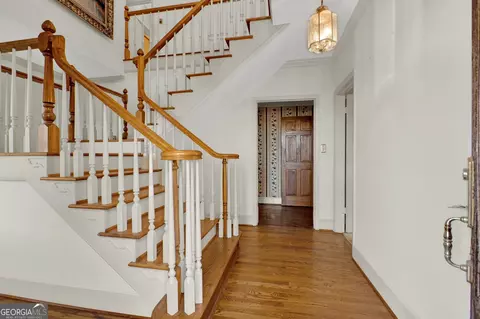 Entry Way - 104 E Valley Rd NE, Rydal, GA 30171 photo 1 of 4