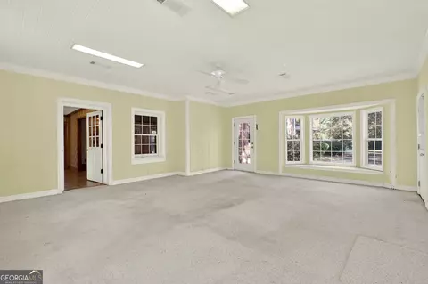 Living - 104 E Valley Rd NE, Rydal, GA 30171 photo 2 of 6