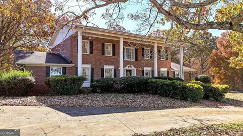 Exterior - 104 E Valley Rd NE, Rydal, GA 30171 photo 2 of 8