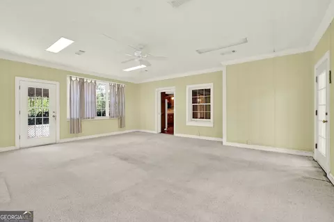 Living - 104 E Valley Rd NE, Rydal, GA 30171 photo 3 of 6