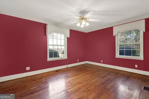 Bedroom - 104 E Valley Rd NE, Rydal, GA 30171 photo 6 of 9