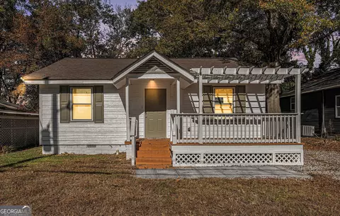 1223 Herndon St, Griffin, GA 30223