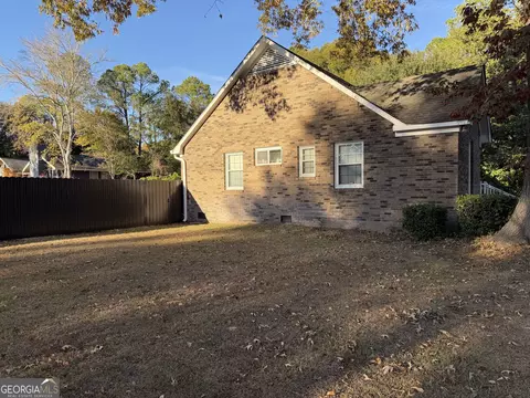 Exterior - 504 Payne Pl, Dublin, GA 31021 photo 4 of 8