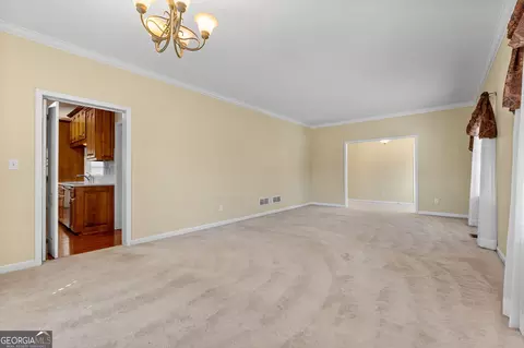 Living - 195 Twin Oaks Dr, Hampton, GA 30228 photo 2 of 4