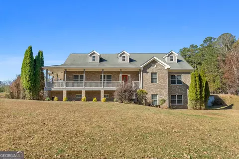 Exterior - 195 Twin Oaks Dr, Hampton, GA 30228 photo 4 of 6