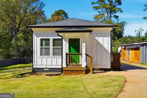 141 Kentucky Cir, Athens, GA 30605