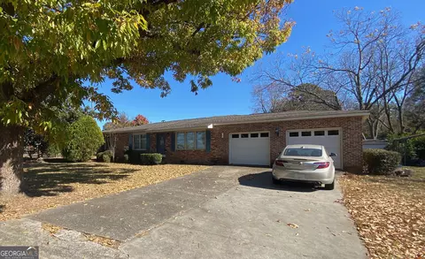 108 Arnold St, Centerville, GA 31028