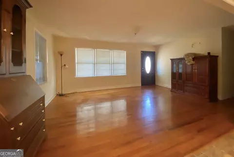 Living - 108 Arnold St, Centerville, GA 31028 photo 2 of 3