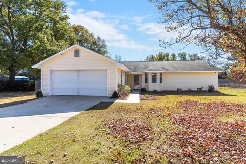108 Water Dr, Warner Robins, GA 31088