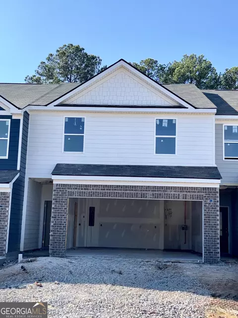 5423 Biltmore Dr, Atlanta, GA 30349