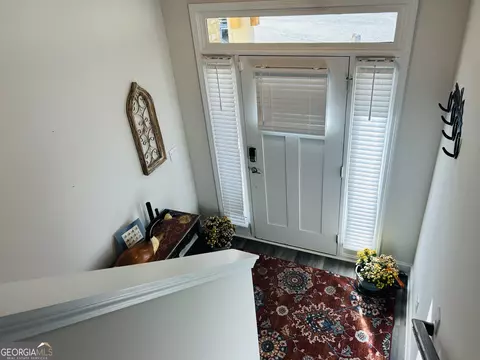 Entry Way - 722 Pathway Cir, Cornelia, GA 30531 photo 2 of 2