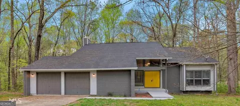 3721 Chiltern Ct, Lithonia, GA 30038