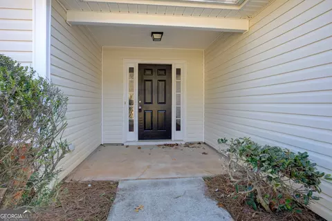 135 Shenandoah Dr, Covington, GA 30016 photo 2