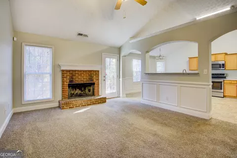 135 Shenandoah Dr, Covington, GA 30016 photo 5
