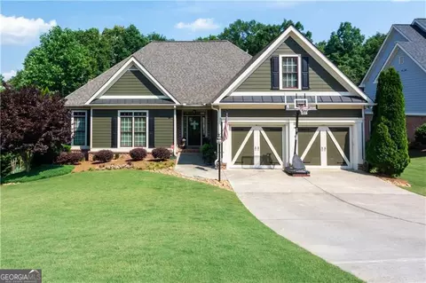 616 Richmond Pl, Loganville, GA 30052