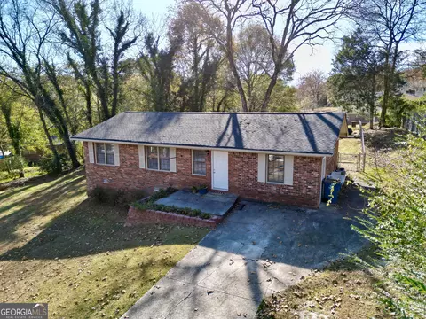 38 Parkwood Cir NE, Rome, GA 30161