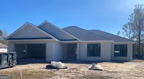 405 Country Walk Cir, Brunswick, GA 31525