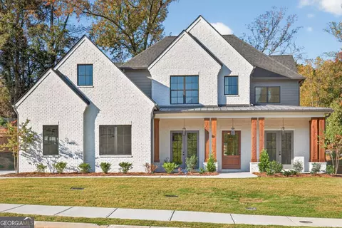 3906 Town Farms Dr, Peachtree Corners, GA 30092