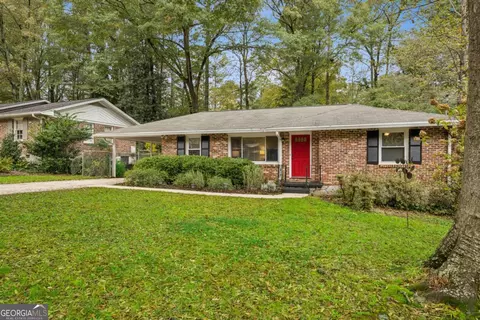 2588 Wood Trail Ln, Decatur, GA 30033