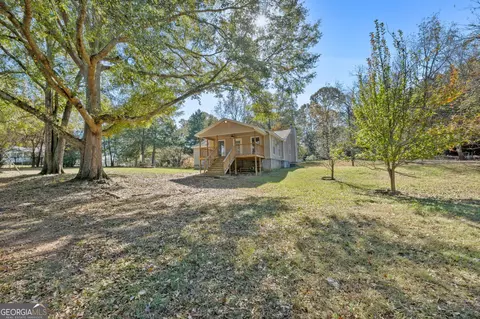 Exterior - 205 Thorpe Rd, Jackson, GA 30233 photo 5 of 13