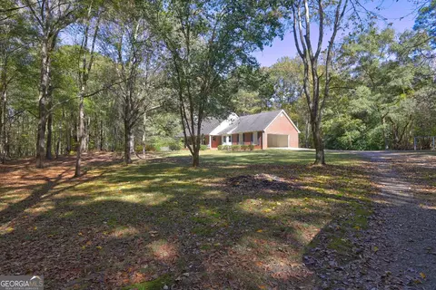 Exterior - 586 Higgins Rd, Jackson, GA 30233 photo 1 of 7