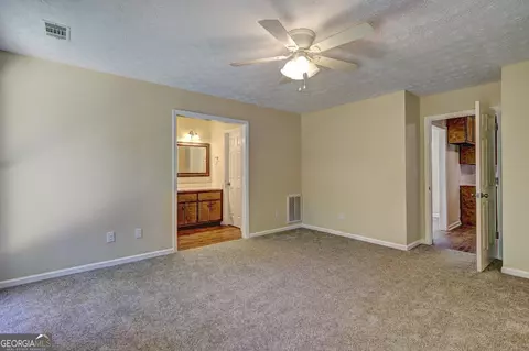 Bedroom - 586 Higgins Rd, Jackson, GA 30233 photo 2 of 9