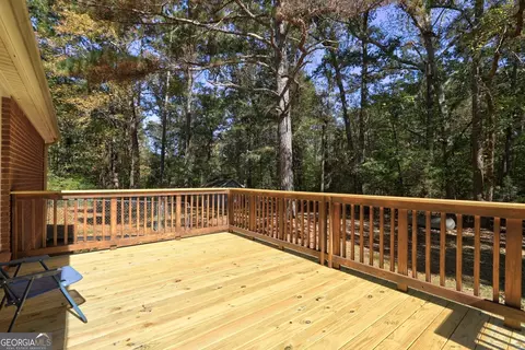 Exterior - 586 Higgins Rd, Jackson, GA 30233 photo 5 of 7