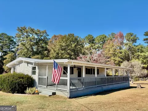 Exterior - 119 Robertson Rd, Lagrange, GA 30241 photo 2 of 4